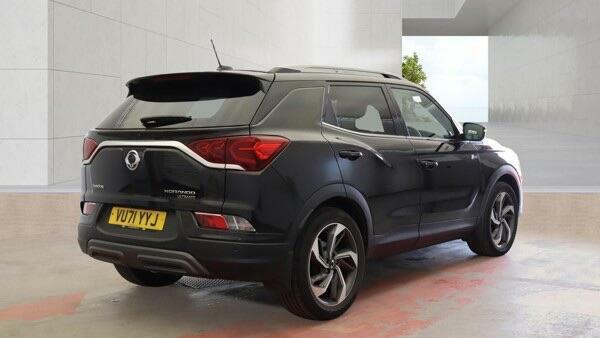 SsangYong Korando Ultimate Black #2