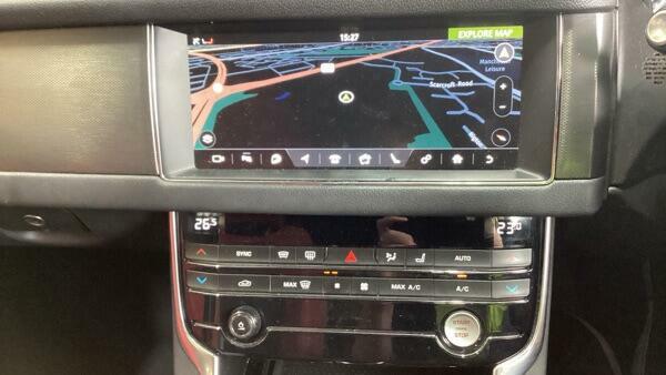 Jaguar XF 2L R-sport Grey #11