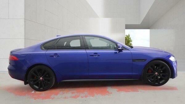 Jaguar XF 2L R-sport Grey #10
