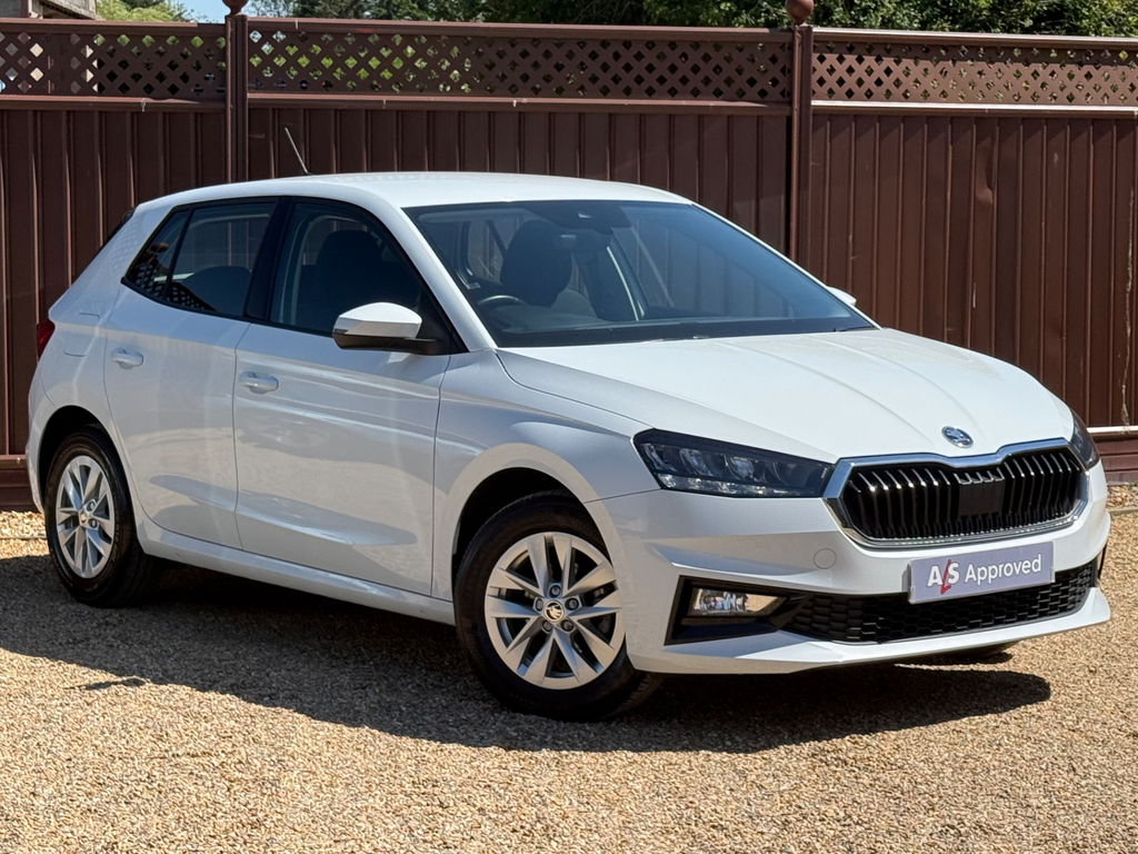 Skoda Fabia 1.0 Mpi Se Comfort Hatchback Eur AY73XNU