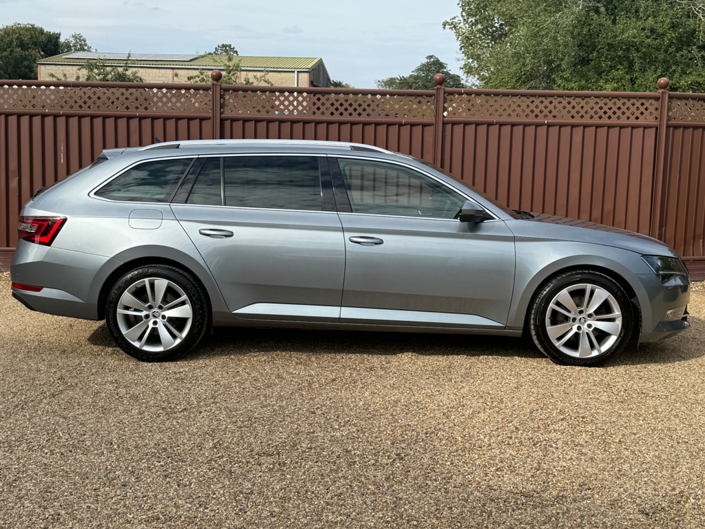 Skoda Superb 2.0 Tdi Se L Executive Estate Eu #3