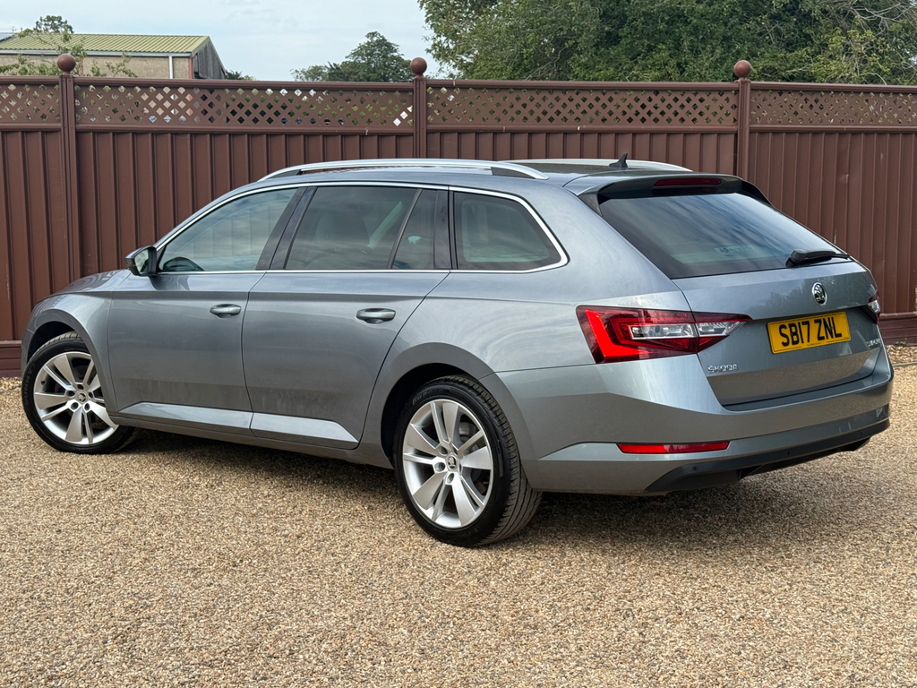 Skoda Superb 2.0 Tdi Se L Executive Estate Eu #5