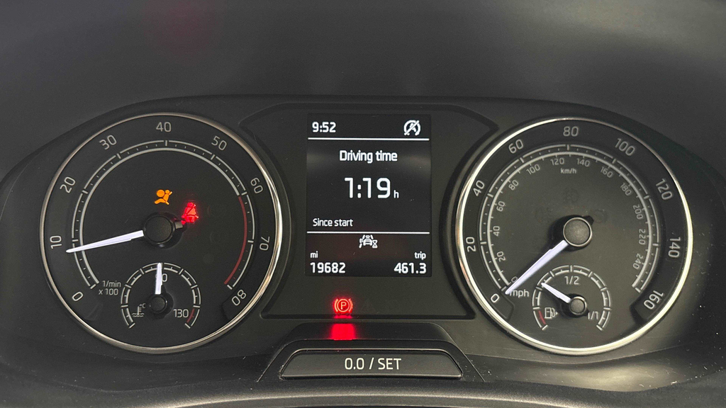 Skoda Fabia 1.5 Tsi 150 Monte Carlo Dsg  #9