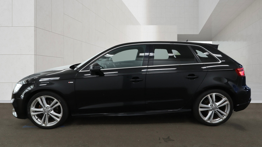 Audi A3 1.5 Tfsi Cod S Line Sportback S Tronic #5