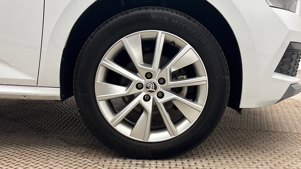 Skoda Kamiq 1.0 Tsi Se Suv Dsg Euro 6 Ss 110 Ps #4