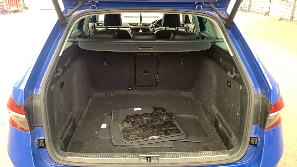 Skoda Superb 2.0 Laurin And Klement Tsi Dsg 5 Seat Luxur Blue #10