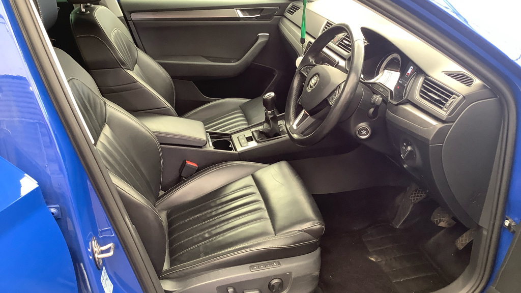 Skoda Superb 1.5 Tsi Act Se L Estate Euro 6  #2