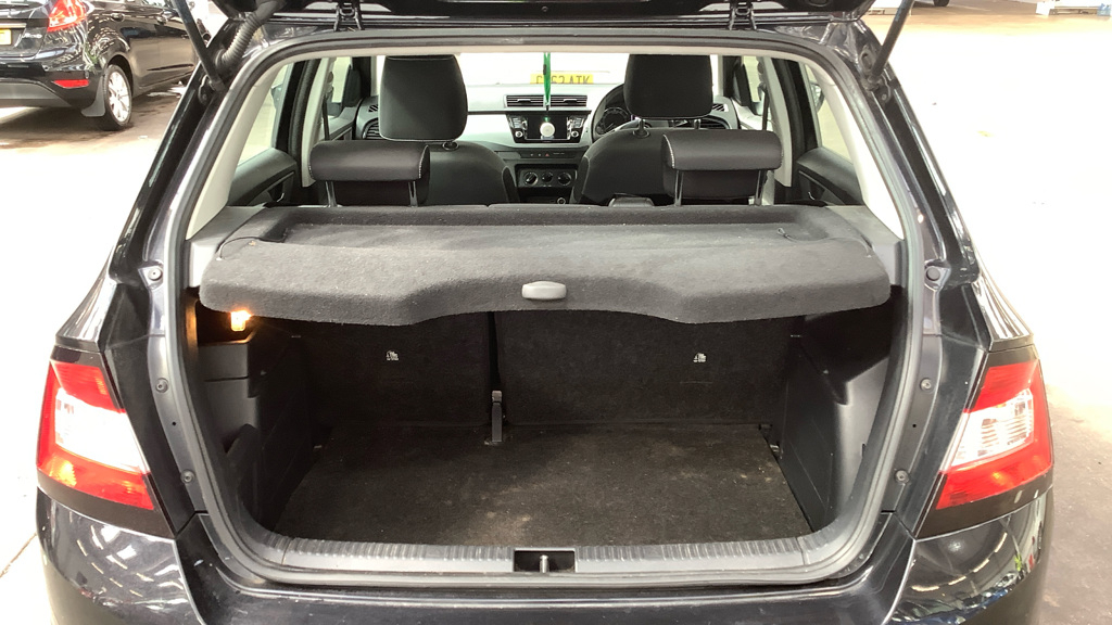 Skoda Fabia 1.0 Tsi Se Hatchback Euro 6 Ss Black #5