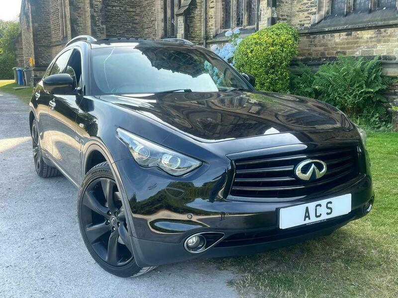 Infiniti QX70 3.0D V6 S Design Black #2