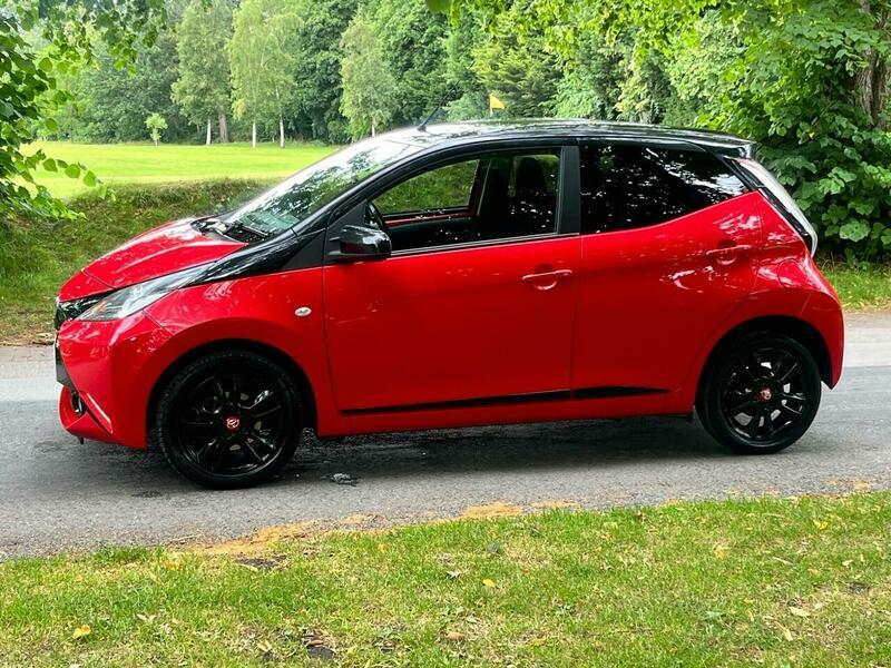 Toyota Aygo 1.0 Vvt-i X-cite 4 Red #4