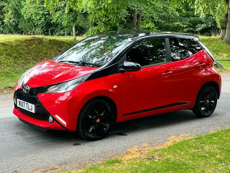 Toyota Aygo 1.0 Vvt-i X-press Hatchback Black #18