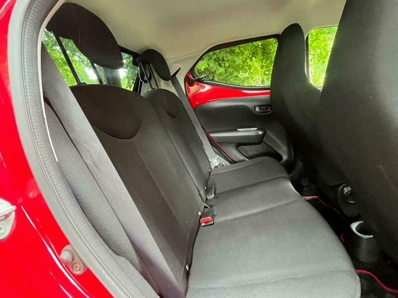 Toyota Aygo 1.0 Vvt-i X-press Hatchback Black #10