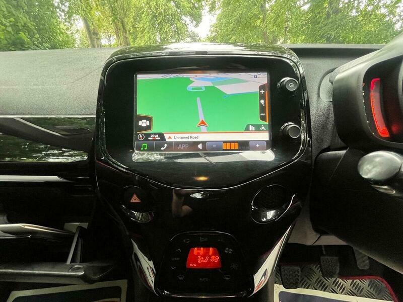 Toyota Aygo 1.0 Vvt-i X-press Hatchback Black #23