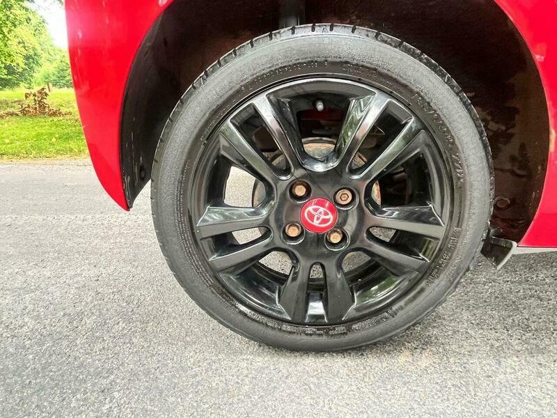 Toyota Aygo 1.0 Vvt-i X-press Hatchback Black #25