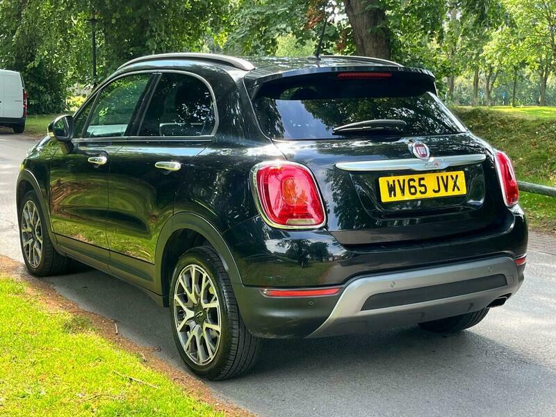 Fiat 500X 1.6 Multijetii Cross Plus Black #4