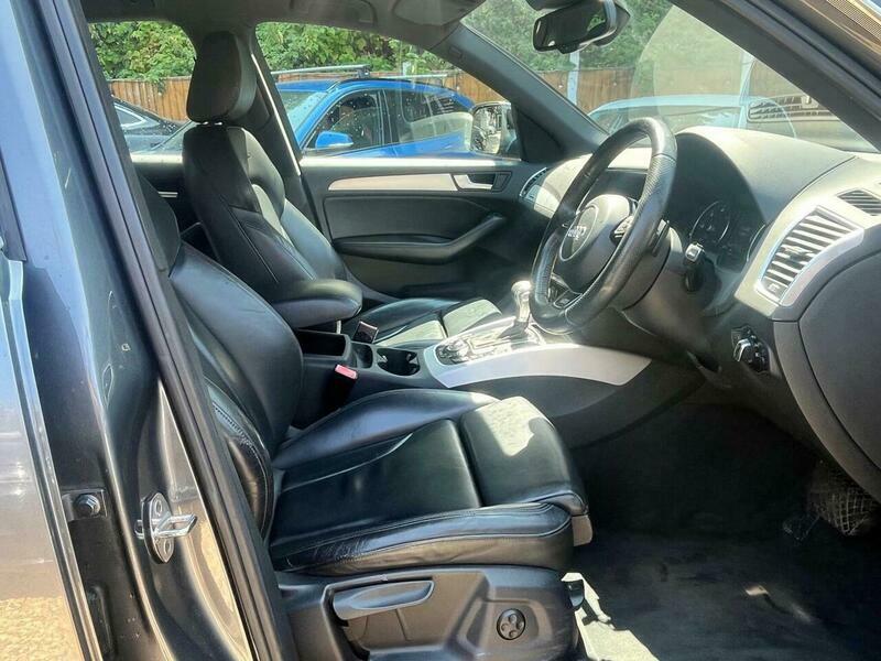 Audi Q5 2.0 Tdi S Line Grey #4