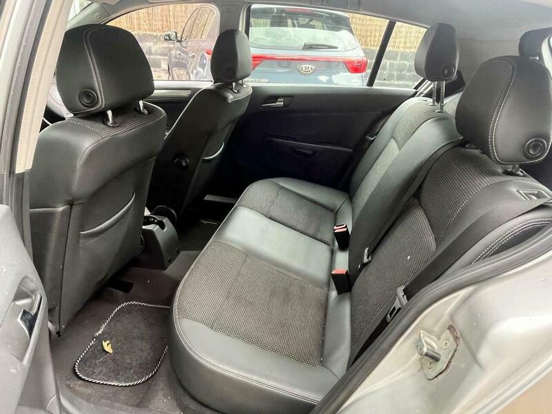 Vauxhall Astra 1.4L 1.4I 16V Life Black #11