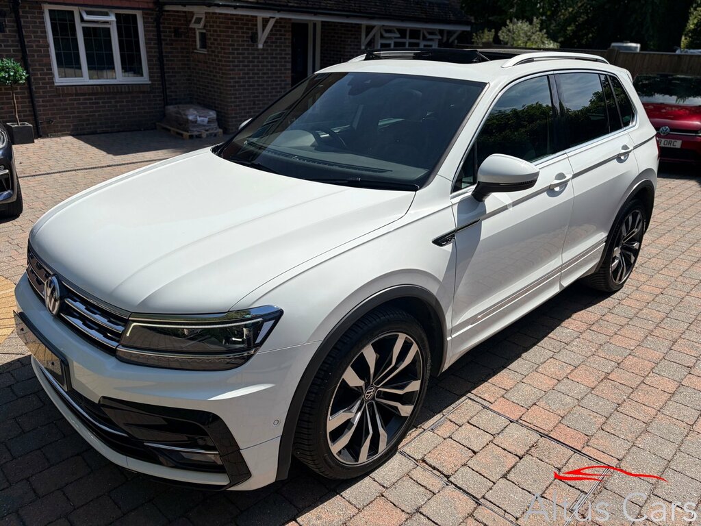 Volkswagen Tiguan 1.5 Tsi Evo R-line Tech Suv Dsg Euro 6 RO70AXB White #3