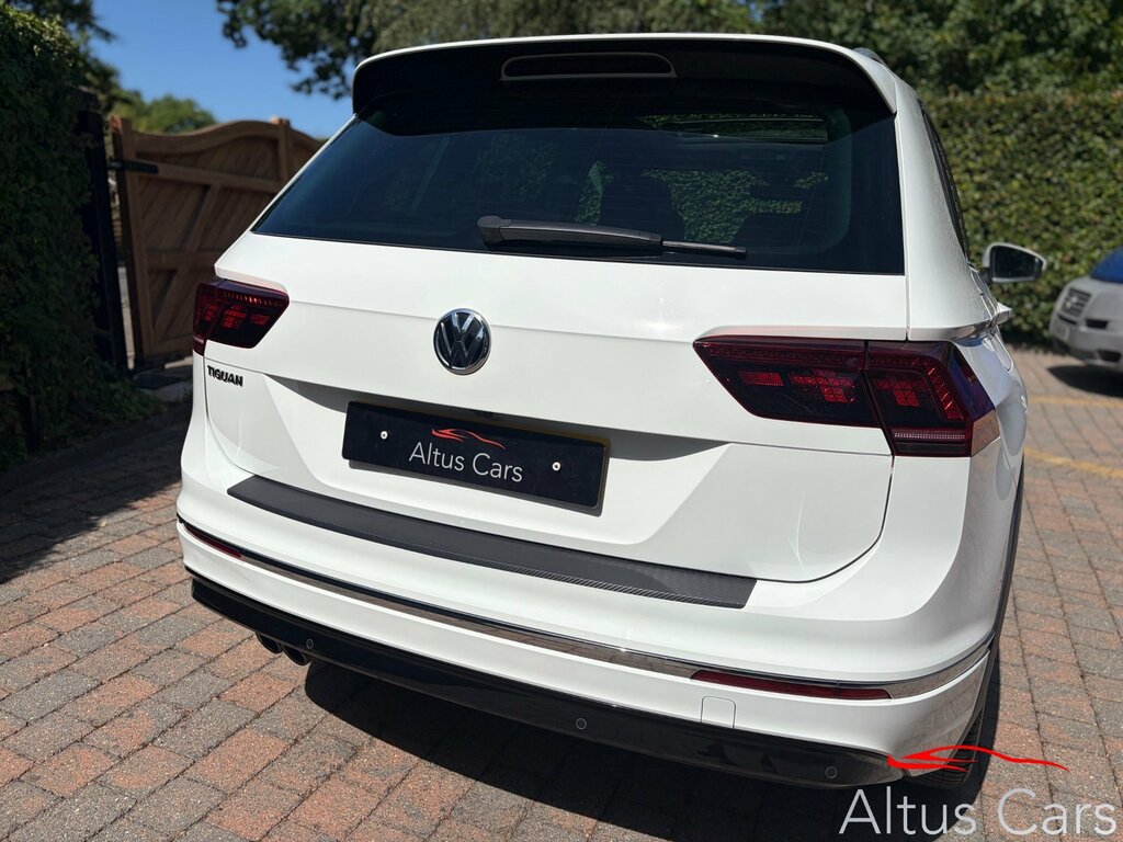 Volkswagen Tiguan 1.5 Tsi Evo R-line Tech Suv Dsg Euro 6 RO70AXB White #5