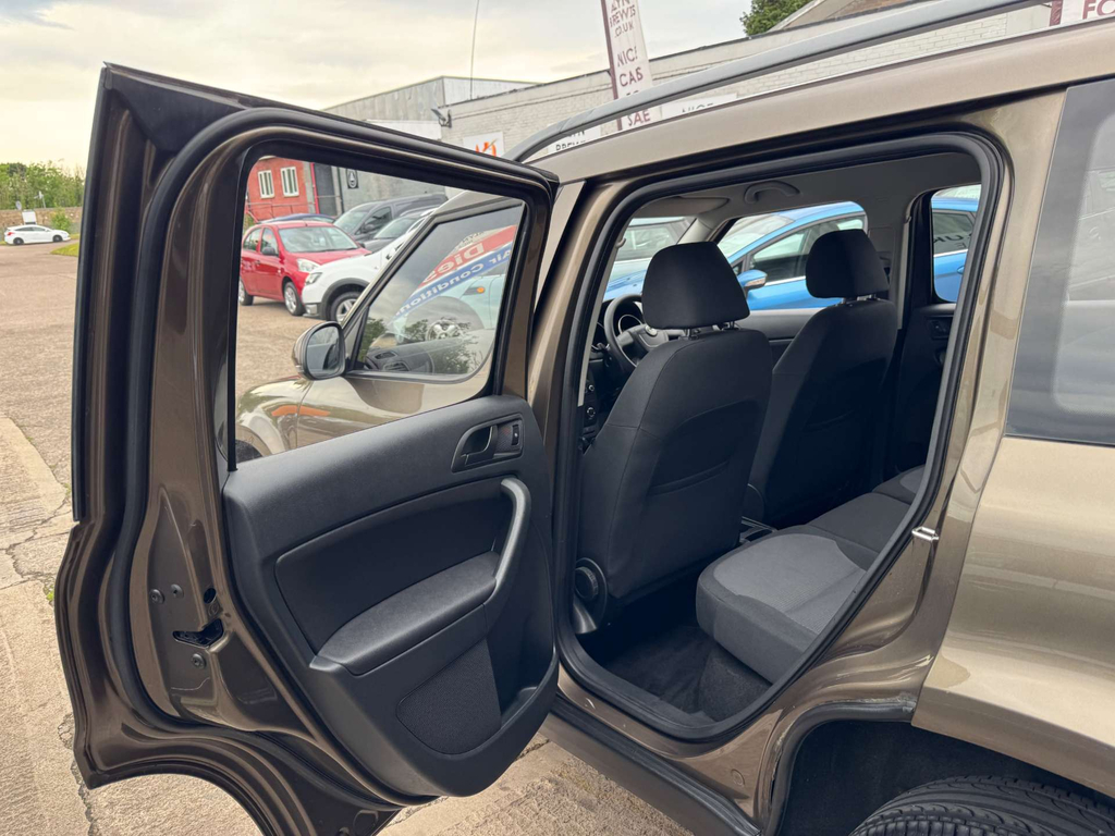 Skoda Yeti Suv 1.2 Tsi Se Dsg Euro 5 201313 Grey #48