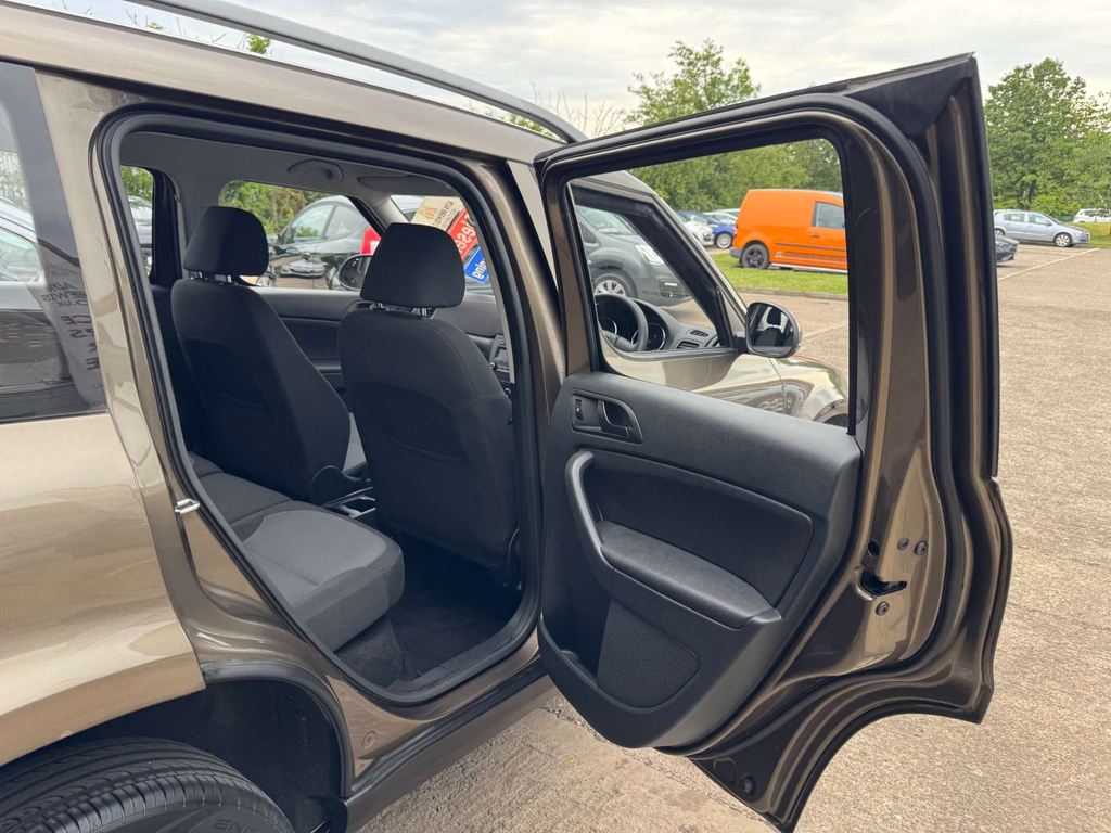 Skoda Yeti Suv 1.2 Tsi Se Dsg Euro 5 201313 Grey #45