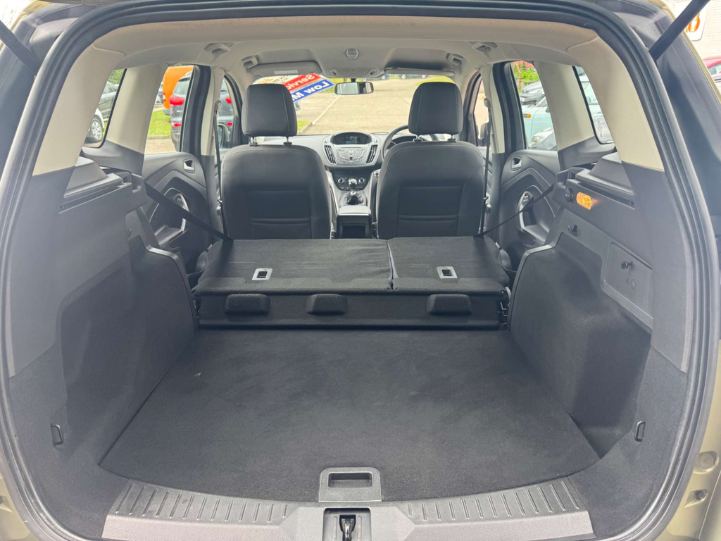 Ford Kuga 2.0 Tdci Zetec Suv 2Wd Euro 5 1 White #58