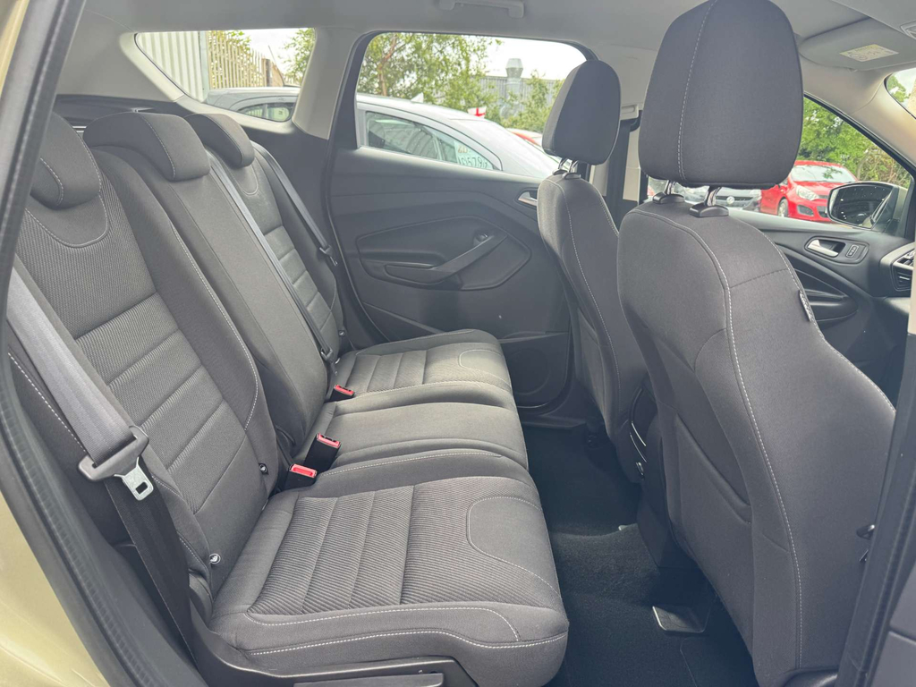 Ford Kuga 2.0 Tdci Zetec Suv 2Wd Euro 5 1 White #27