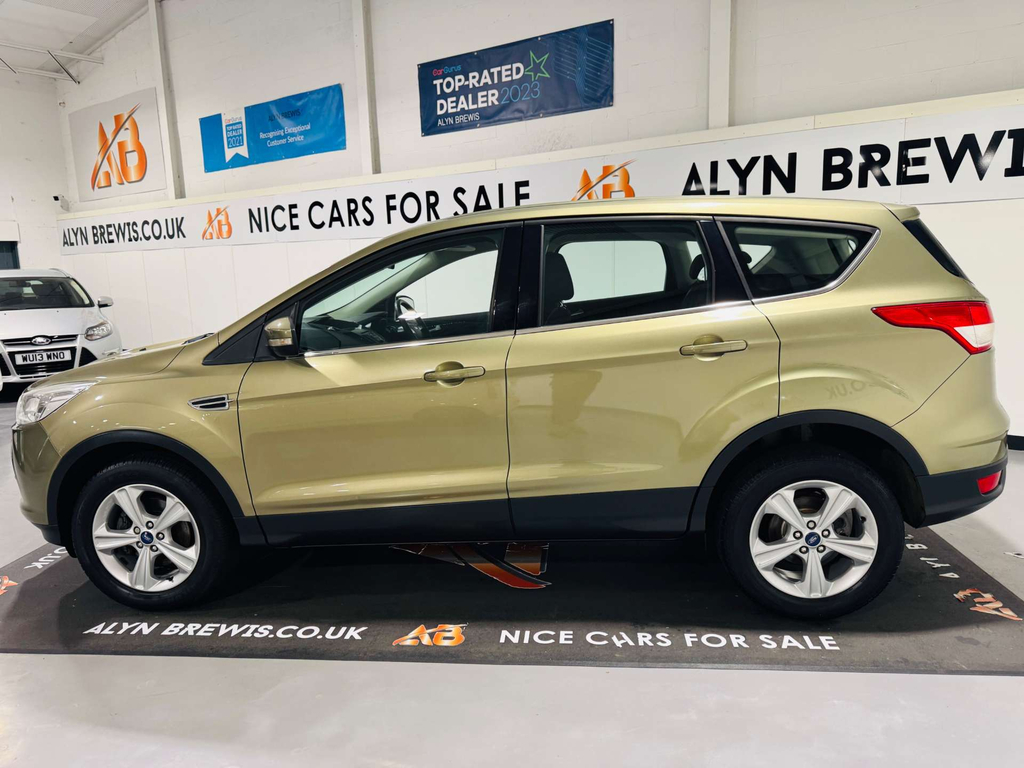 Ford Kuga 2.0 Tdci Zetec Suv 2Wd Euro 5 1 White #5