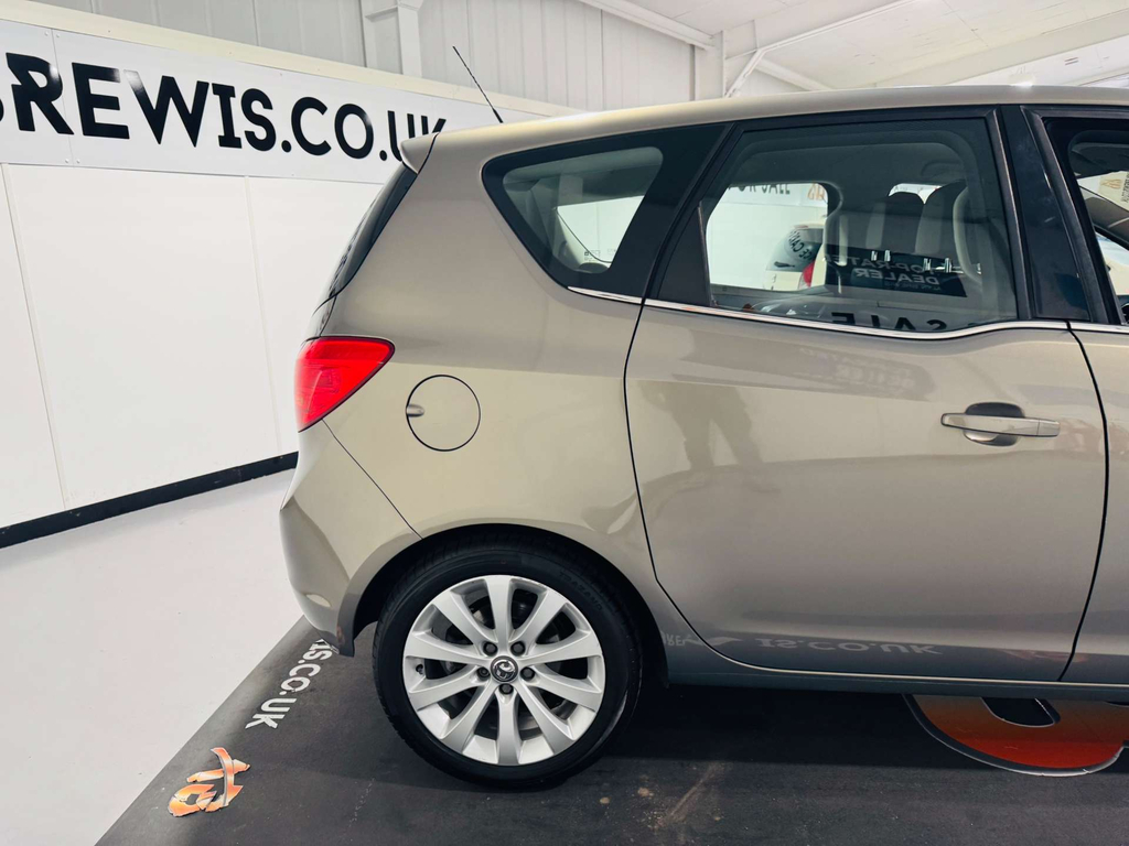 Vauxhall Meriva Tech Line Red #12