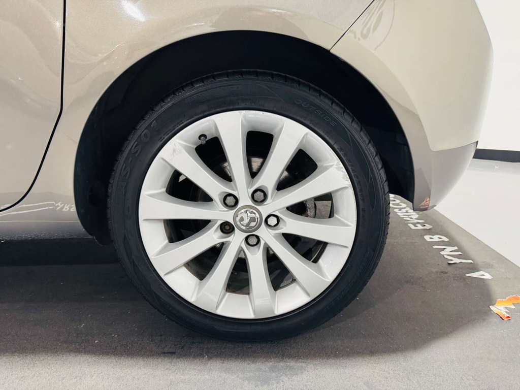 Vauxhall Meriva Tech Line Red #16