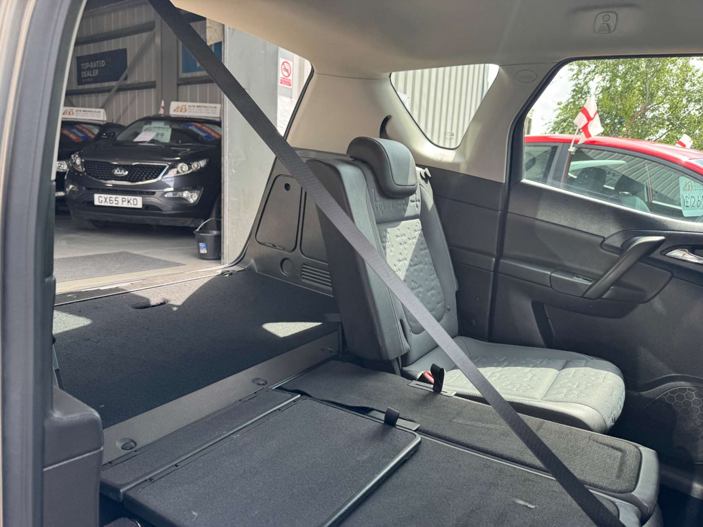 Vauxhall Meriva Tech Line Red #62