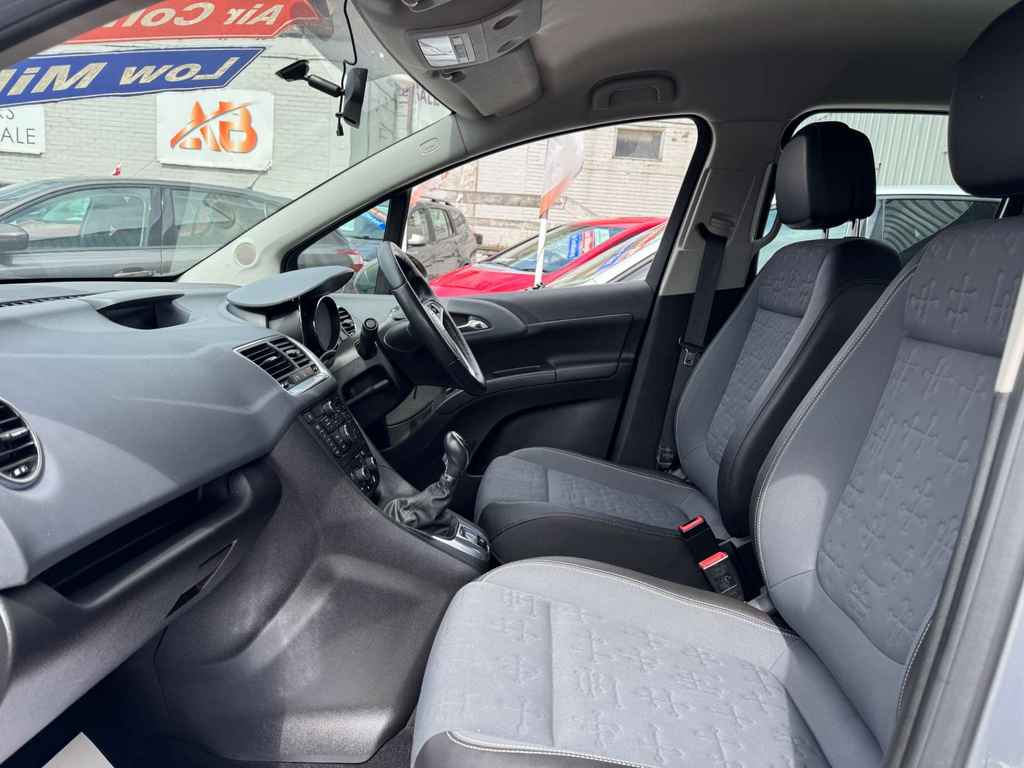 Vauxhall Meriva Tech Line Red #25