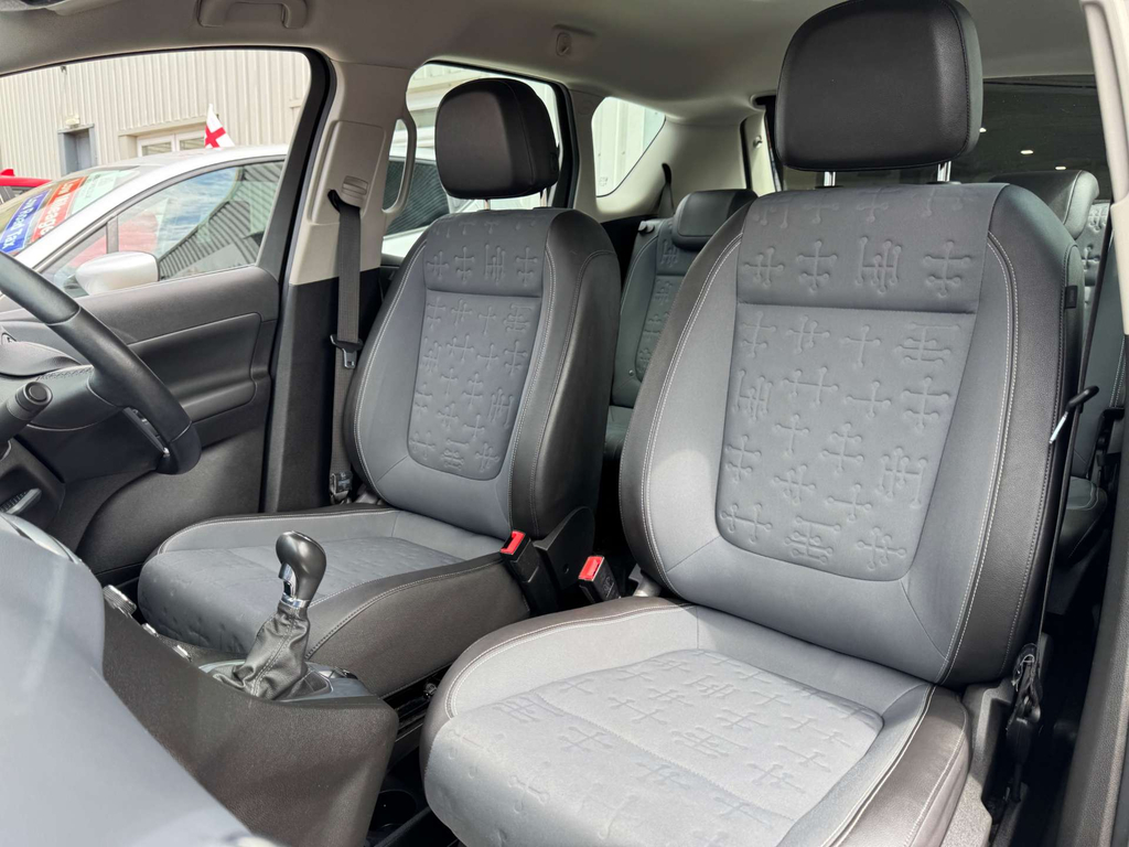 Vauxhall Meriva Tech Line Red #24