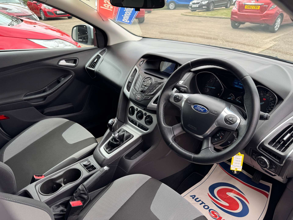 Ford Focus 1.6T Ecoboost Titanium X Euro 5 Ss Black #27