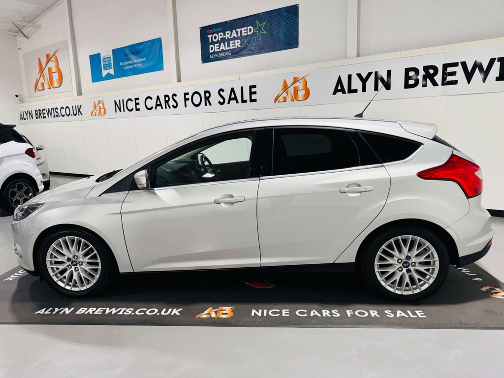 Ford Focus 1.6T Ecoboost Titanium X Euro 5 Ss Black #5