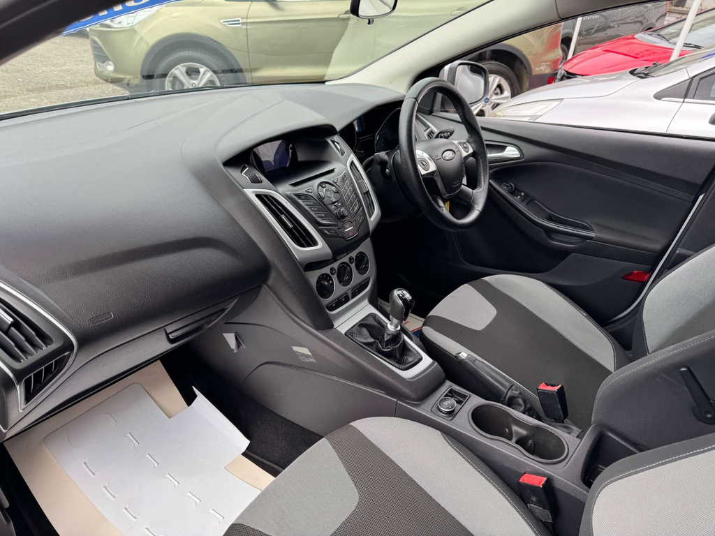 Ford Focus 1.6T Ecoboost Titanium X Euro 5 Ss Black #20