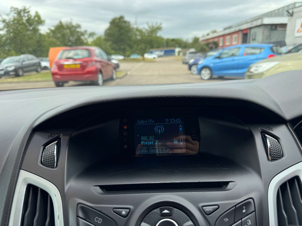 Ford Focus 1.6T Ecoboost Titanium X Euro 5 Ss Black #34