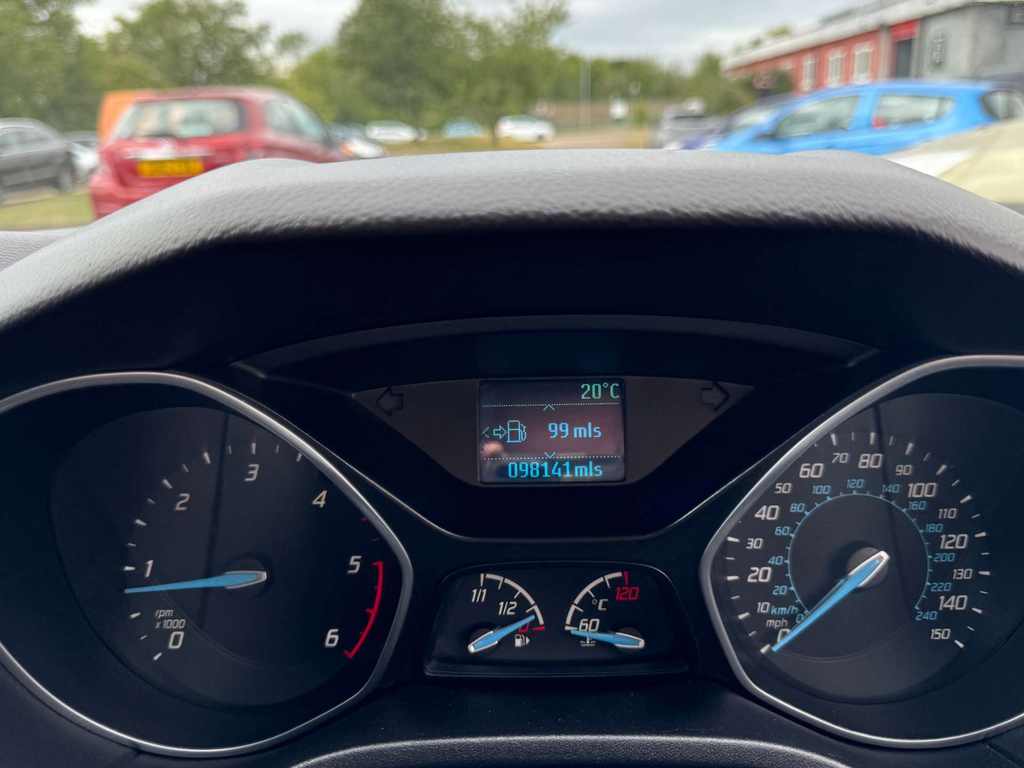Ford Focus 1.6T Ecoboost Titanium X Euro 5 Ss Black #30