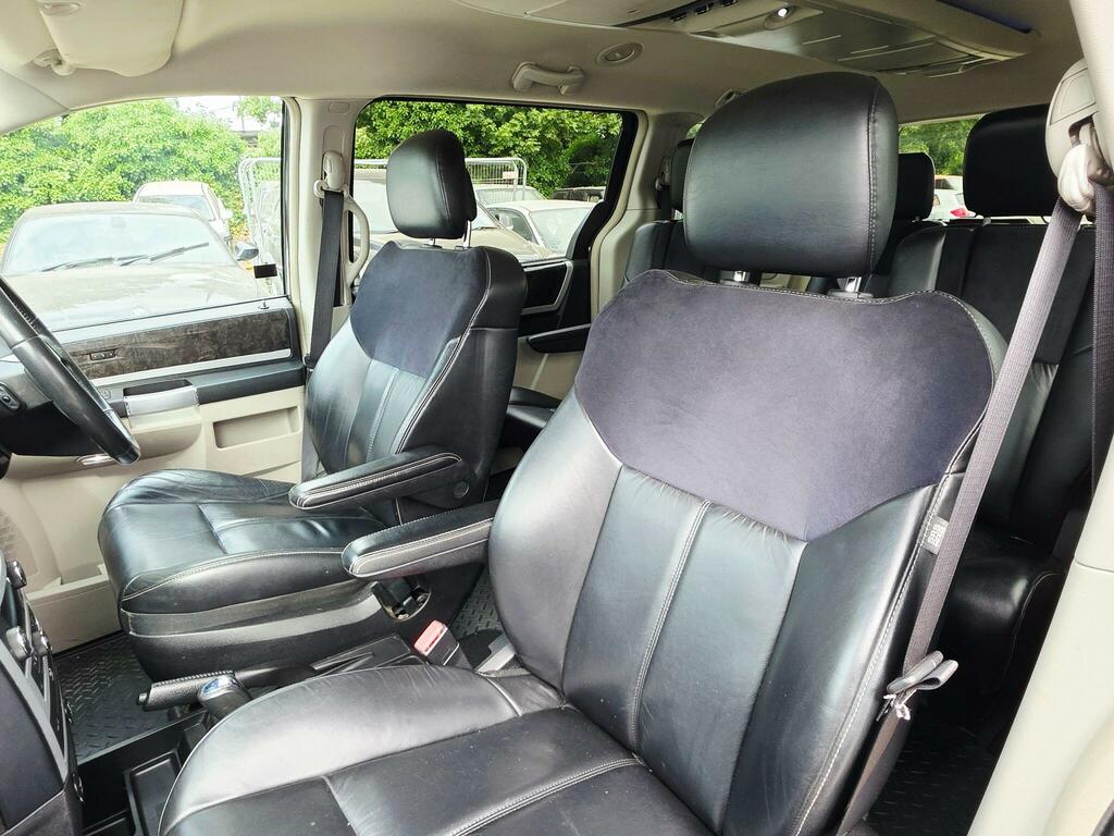 Chrysler Grand Voyager  Black #57