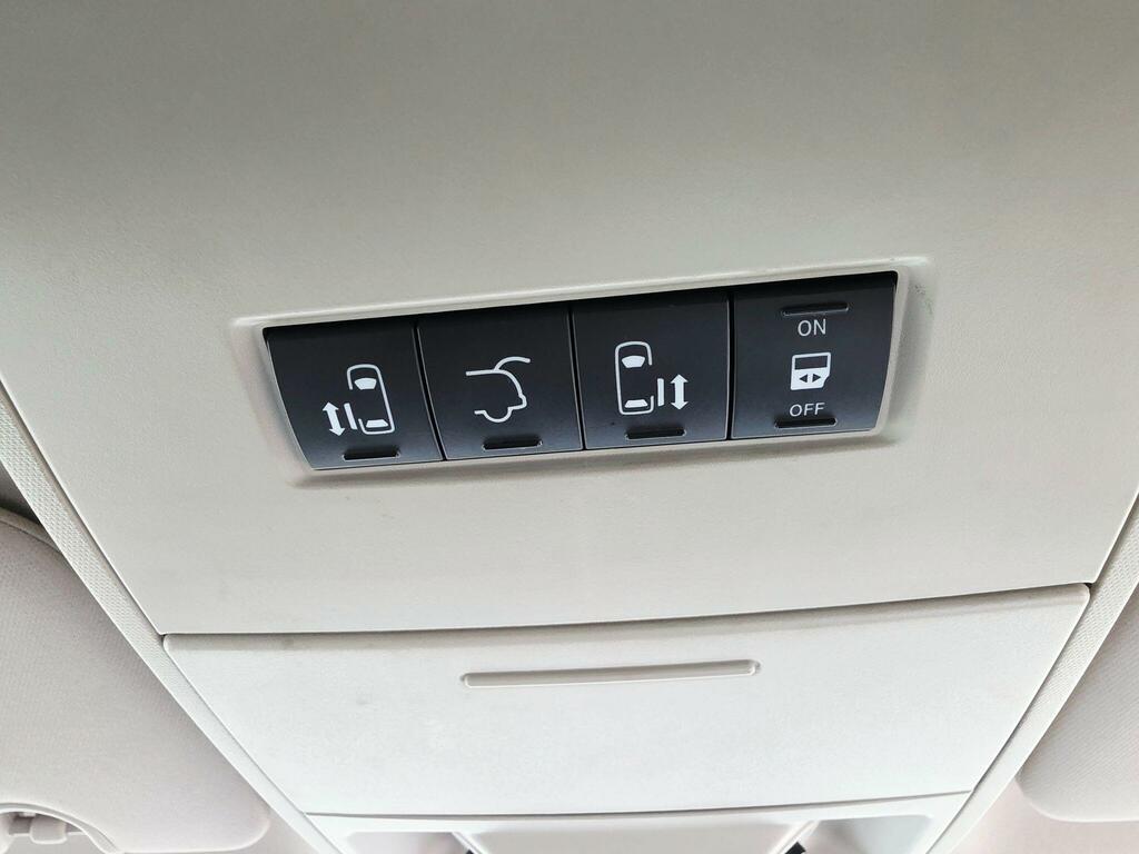 Chrysler Grand Voyager  Black #29