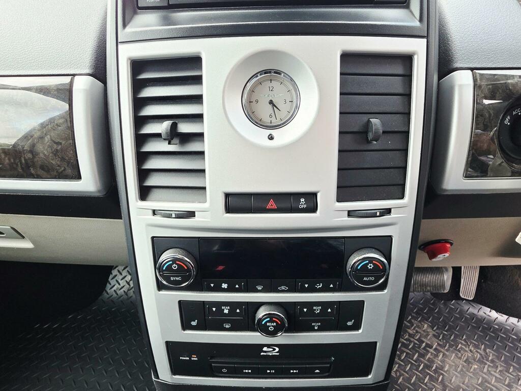 Chrysler Grand Voyager  Black #58
