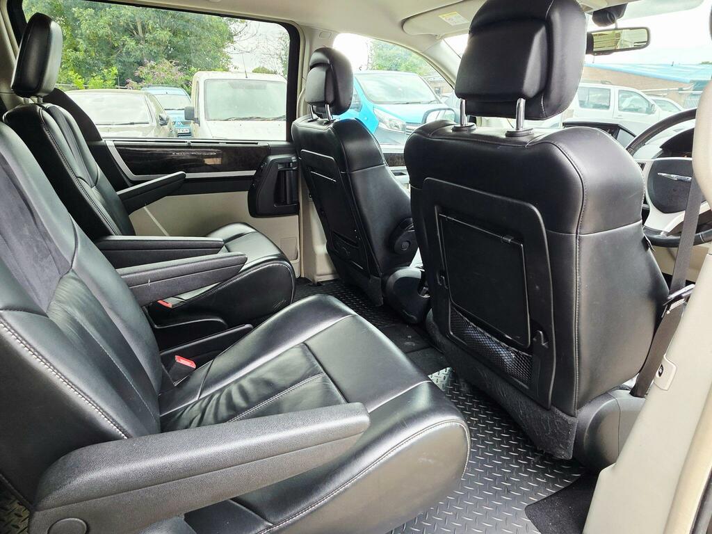 Chrysler Grand Voyager  Black #20