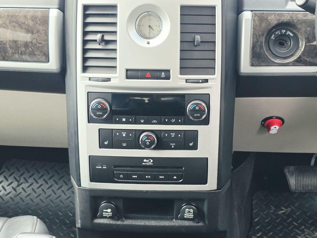 Chrysler Grand Voyager  Black #59