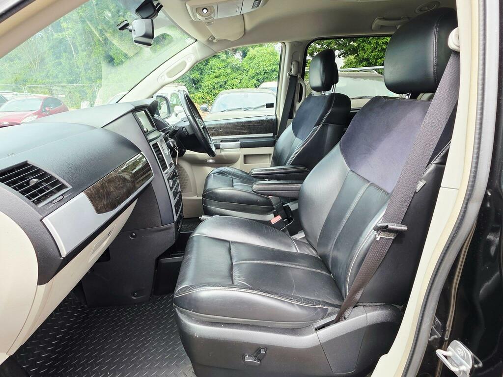 Chrysler Grand Voyager  Black #48