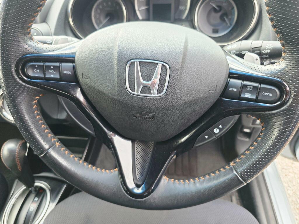 Honda Fit   #37