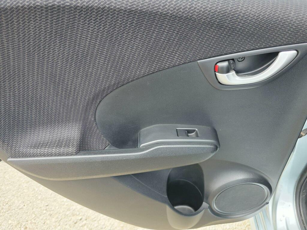 Honda Fit   #28