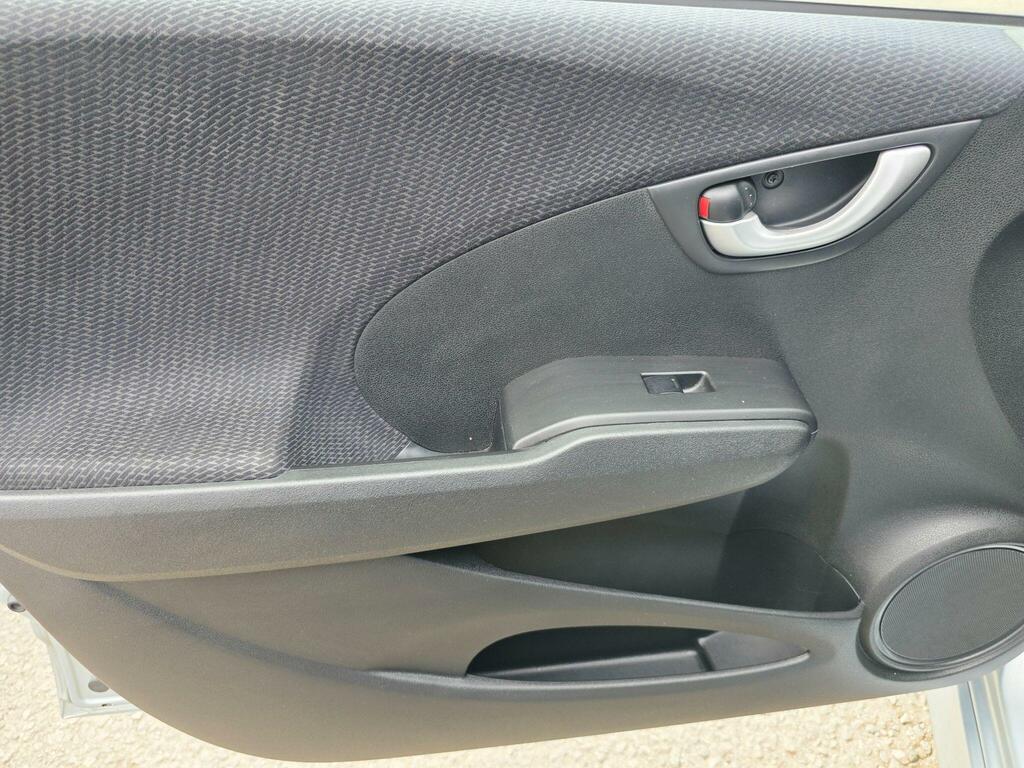 Honda Fit   #27