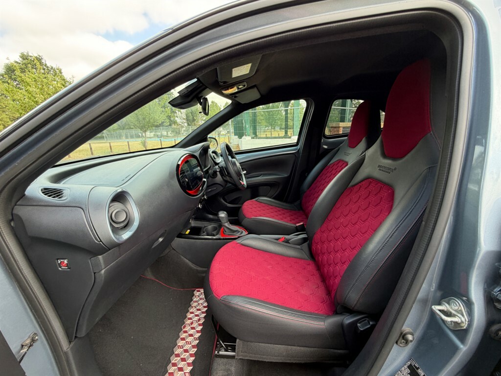 Toyota Aygo Mpv #14