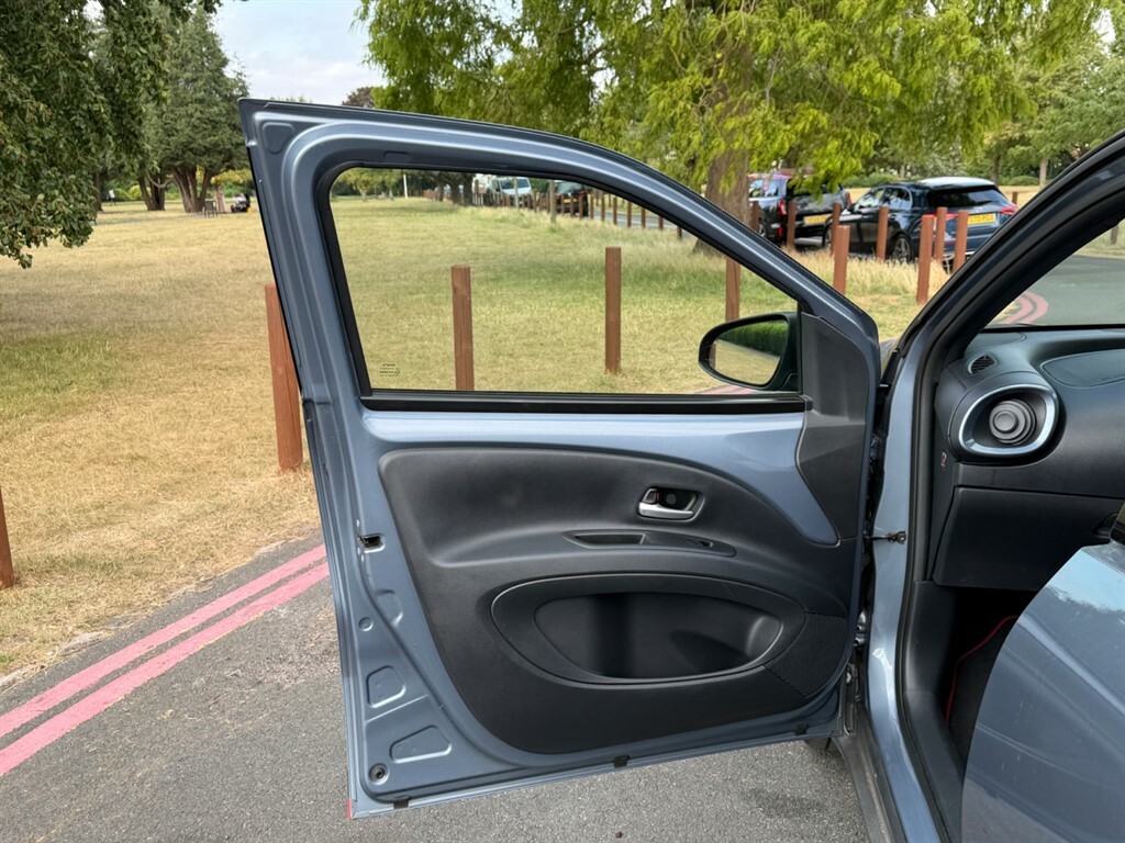 Toyota Aygo Mpv #9