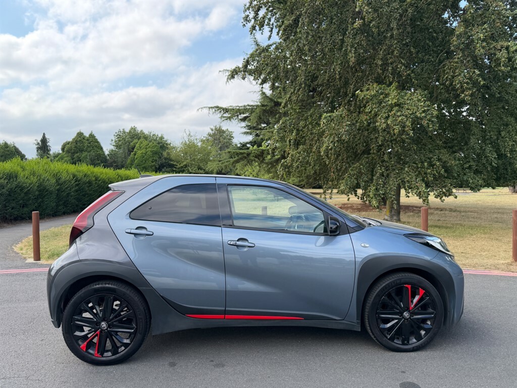 Toyota Aygo Mpv #8